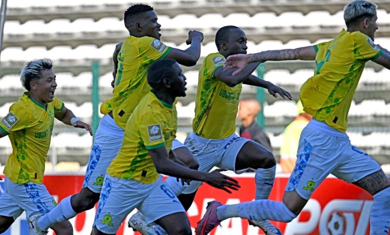 Betway Premiership Log Race Heats Up: Sekhukhune, Chiefs, Sundowns in Battle