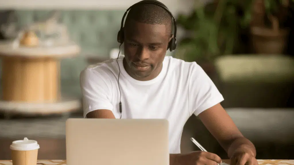 Distance Learning Universities and Colleges