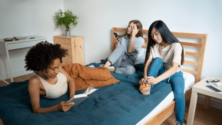 Safety Tips for Sharing Accommodation with a New Roommate