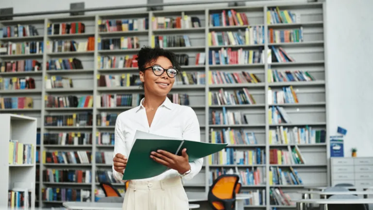 10 Best Part Time Jobs for University Students