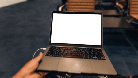 Key Features of the Packard Bell McLaren Intel® Celeron® N4020 Laptop