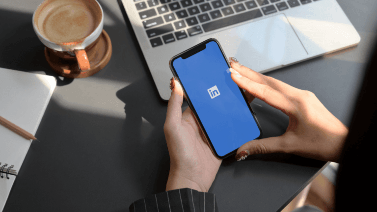 10 Tips to Set Up a LinkedIn Profile as a Recent Graduate