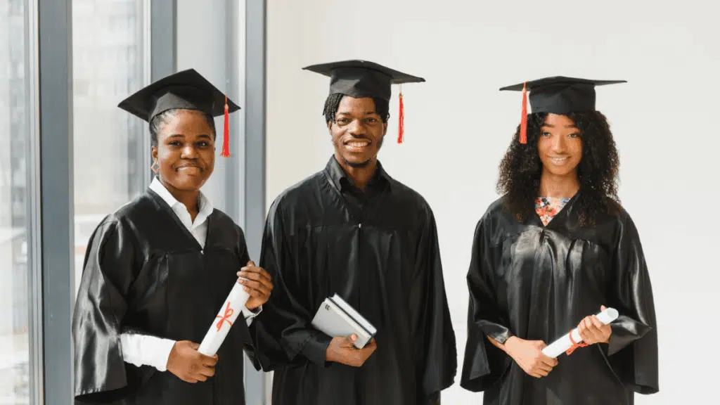 Why Joining Your Alumni Association Is Worth It