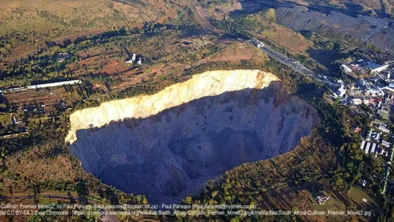 Cullinan Diamond Mine Tours: Explore World’s The Most Famous Diamonds