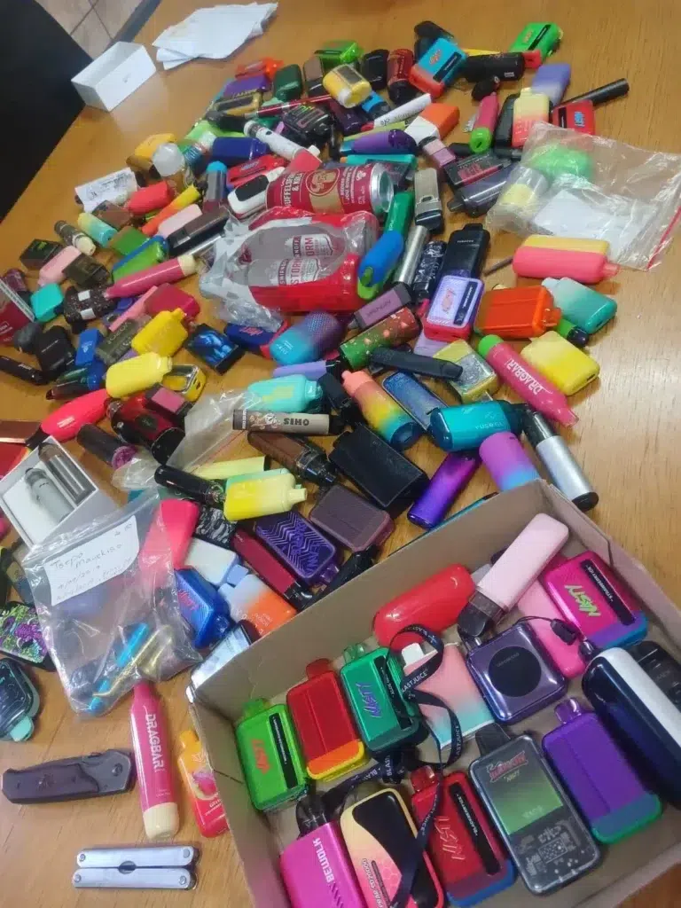 SAPS Brakpan conducted a school search operation at Hoërskool De Anker - prohibited items were confiscated, including: dangerous weapons, vapes, knives, dagga, cigarettes and alcohol.