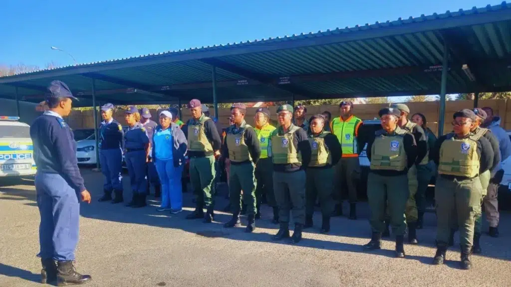 SAPS Brakpan, in collaboration with stakeholders, conducted a school search operation at Hoërskool De Anker
