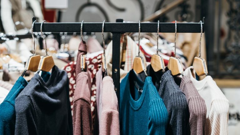 Jet vs PEP Account: Which Store Card Offers More Value and Benefits in 2025?