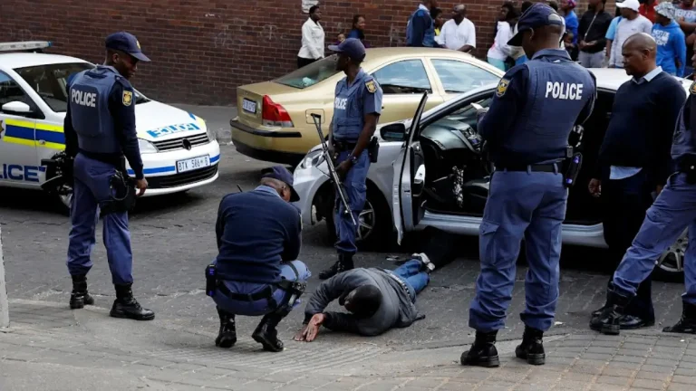 Police Arrest Eight Armed Robbery Suspects in Joburg CBD