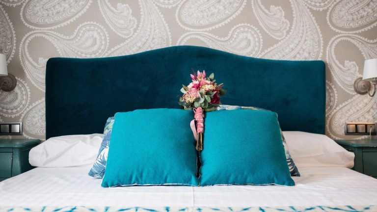 Top 10 Budget-Friendly Headboards in 2025: Best Prices for Stylish Bedrooms