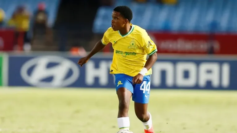 Cardoso Believes Mamelodi Sundowns Youngster Mabena Is Ready to Evolve