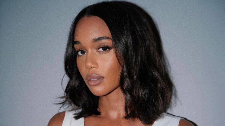 Top 10 Shoulder Length Hairstyles to Try This Summer (2025)